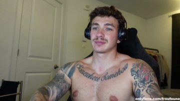 Froufoune  12-08-2021 video yummy